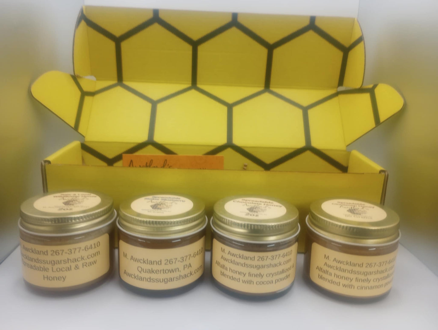 Fan Favor Sample Box